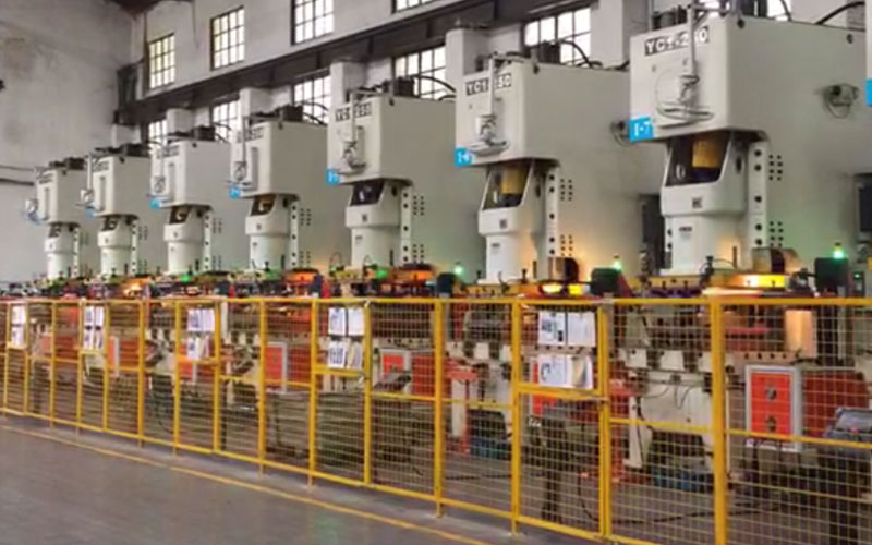 國產(chǎn)沖壓擺臂機(jī)械手廠家的未來發(fā)展方向是什么? 國產(chǎn)沖壓擺臂機(jī)械手廠家的未來發(fā)展方向是什么?