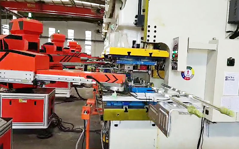 如何正確選擇合適的沖壓自動化設備? 如何正確選擇合適的沖壓自動化設備?